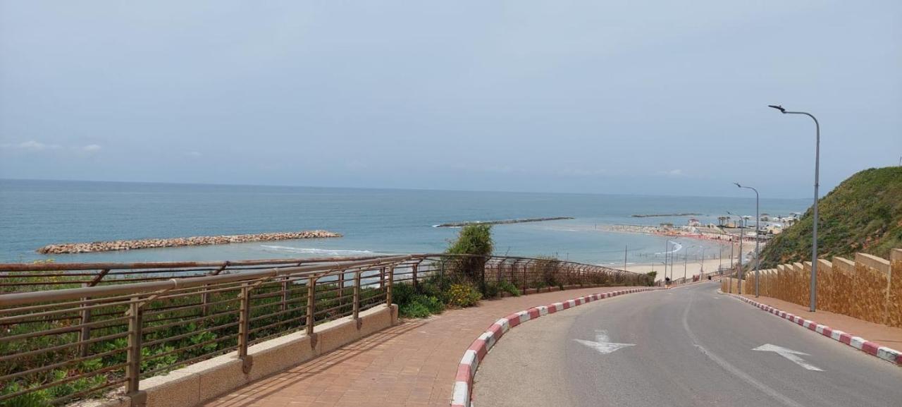 הנביאים 1 נתניה Naveim Apartment 外观 照片